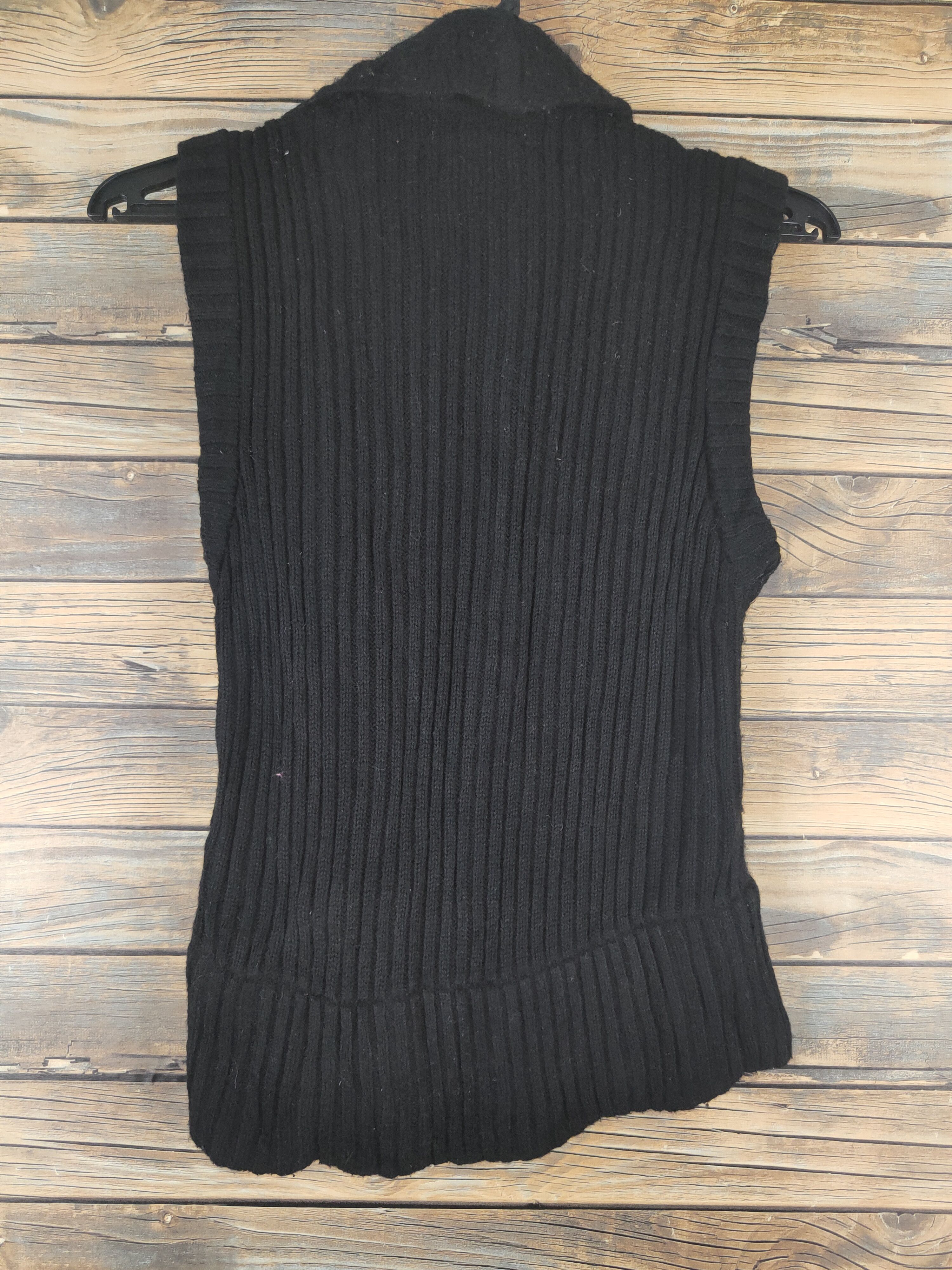 Aran Isles Knitwear × Banana Republic × Vintage Banana Republic Black Knitwear Biker Vests Size XS / US 0-2 / IT 36-38 - 7 Thumbnail