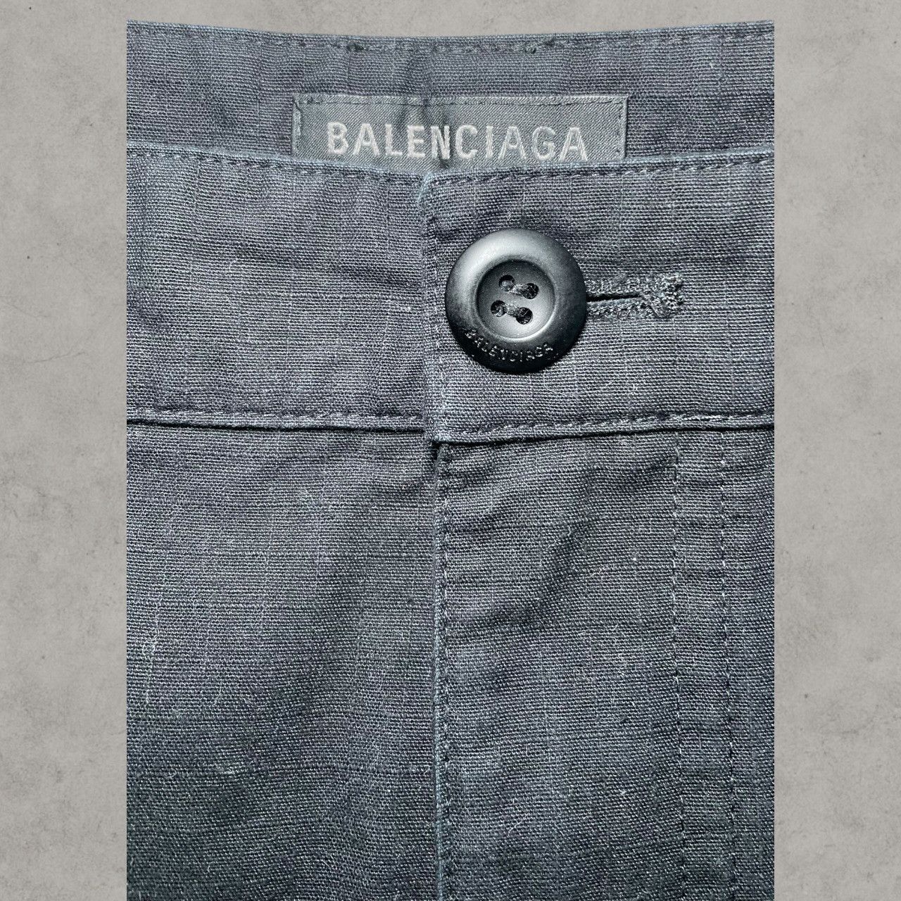 Balenciaga AW23 Balenciaga Convertible Cargo Flare Black Pants Sz XS Size US 30 / EU 46 - 3 Thumbnail
