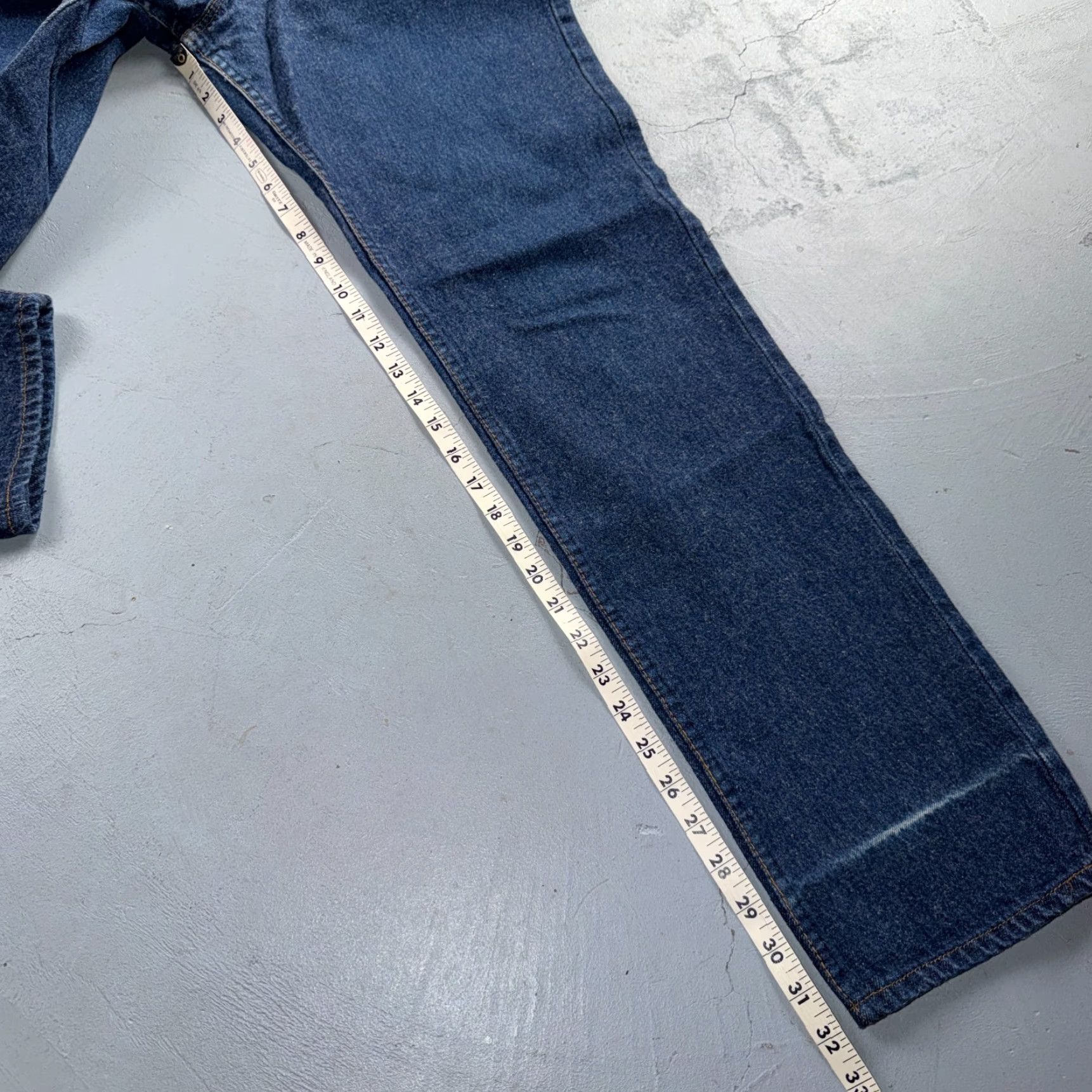 Levi's VINTAGE Levis 501 Jeans Sz 13 Act 28x32 USA 80s Straight Leg High Rise Blue Womens Size 34" / US 12 / IT 48 - 7 Thumbnail