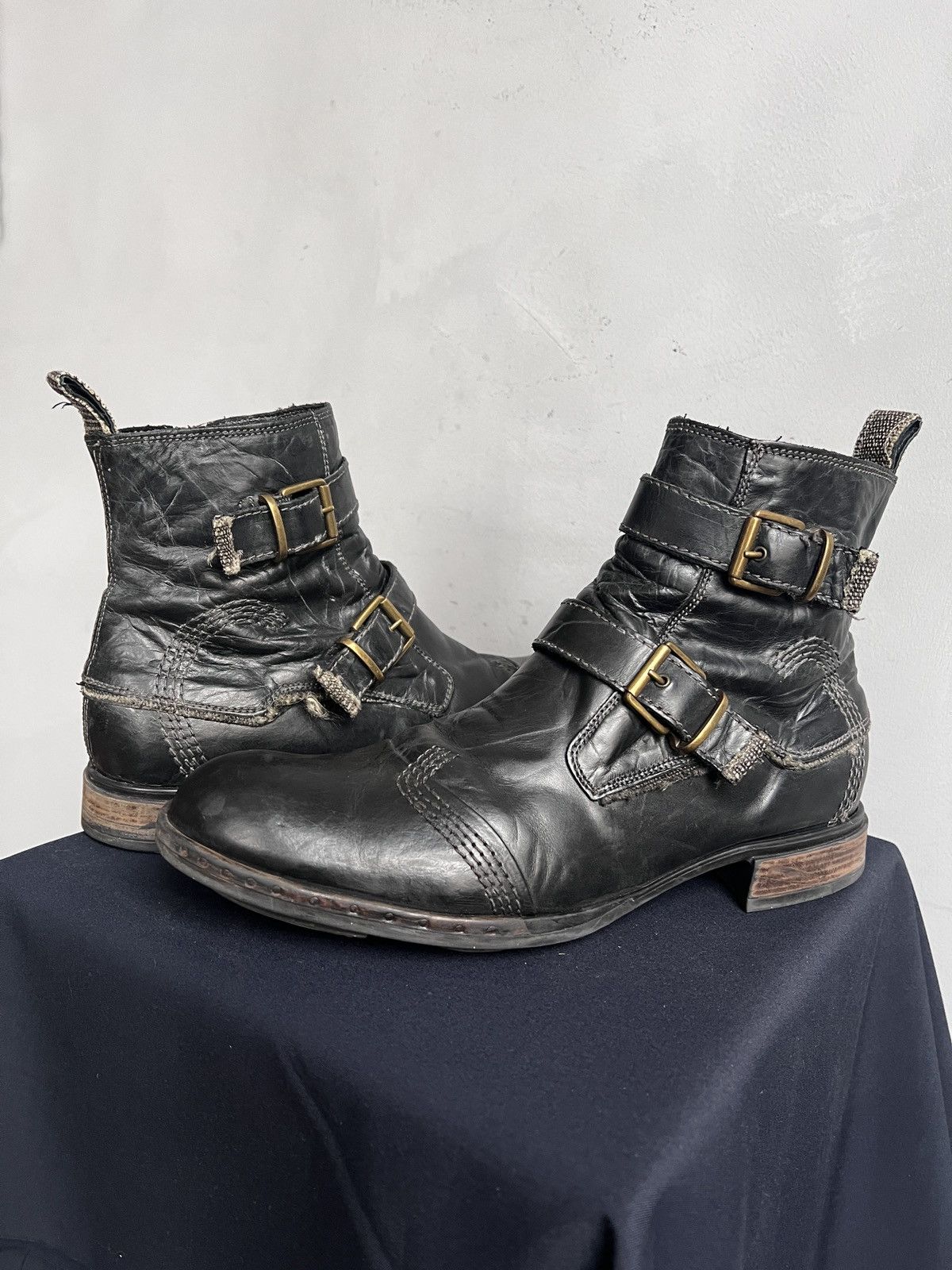 Archive ankle leather belted guidi style boots avant garde