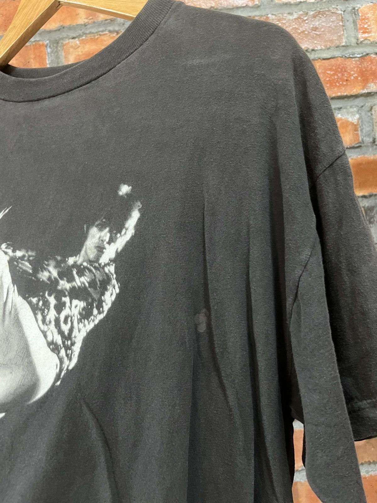 Band Tees Vintage David Bowie The Man Who Sold The World 1994 Size US L / EU 52-54 / 3 - 4 Thumbnail