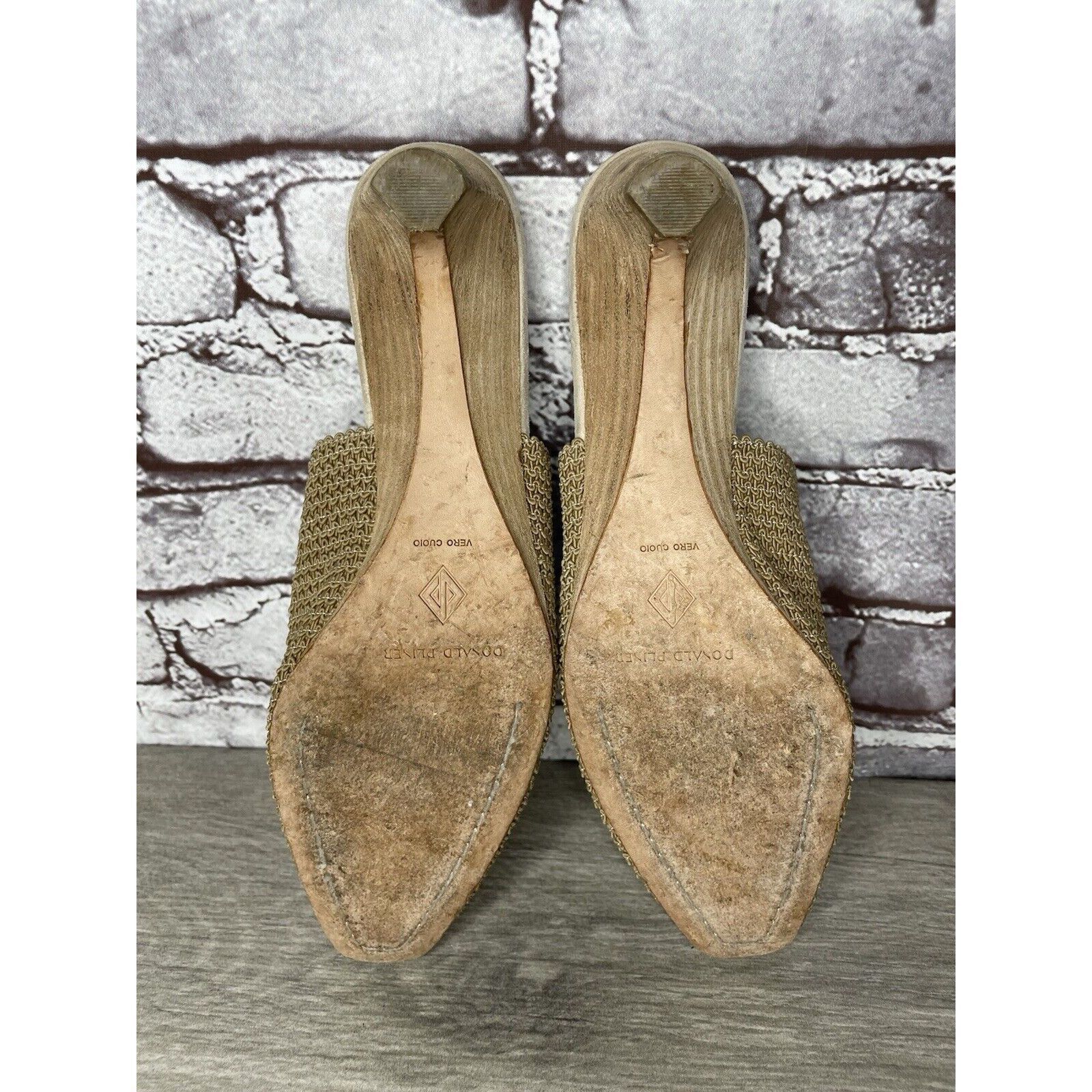 Donald Pliner Donald J. Pliner Fenda Beige Tan Elastic Pointed Heel Mules Size US 9 / IT 39 - 11 Thumbnail