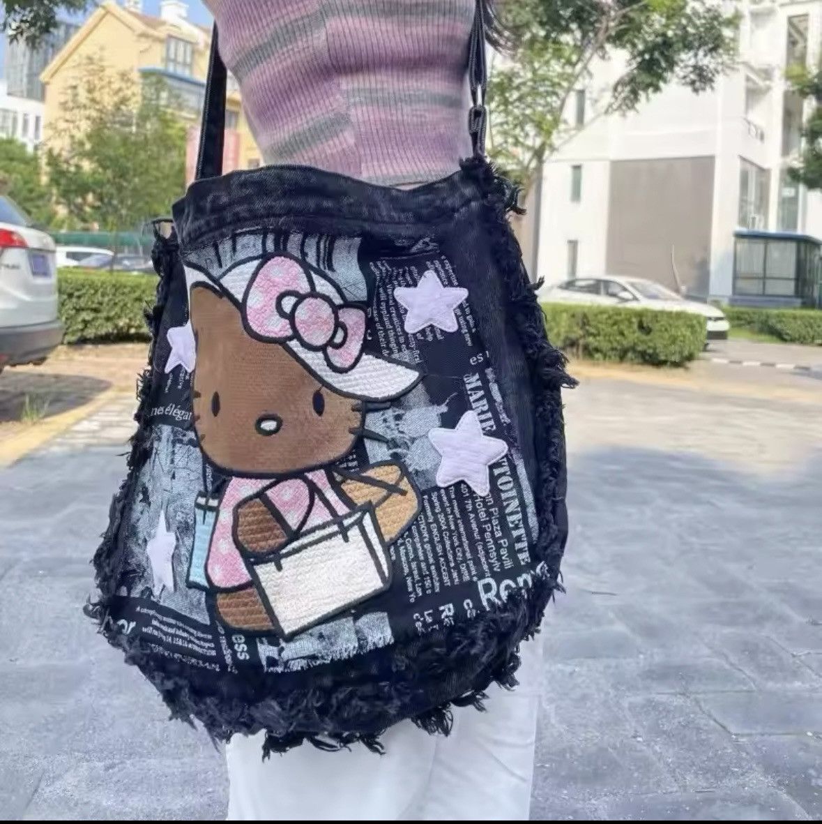 Japanese Brand Hello Kitty Womens Shoulder Bag Denim Embroidery Harajuku Size ONE SIZE - 2 Thumbnail