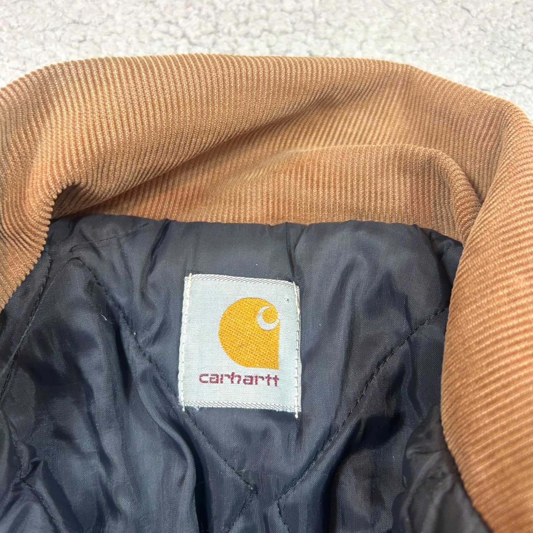 Carhartt VINTAGE Carhartt Jacket Mens Small Corduroy Bomber Insulated Beige Detroit Collar Size US S / EU 44-46 / 1 - 5 Thumbnail