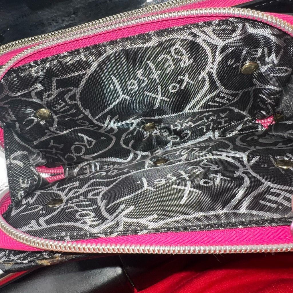 Betsey Johnson Betsey Johnson Heart Quilted Love Letter Cross Body Bag Clut Size ONE SIZE - 11 Thumbnail