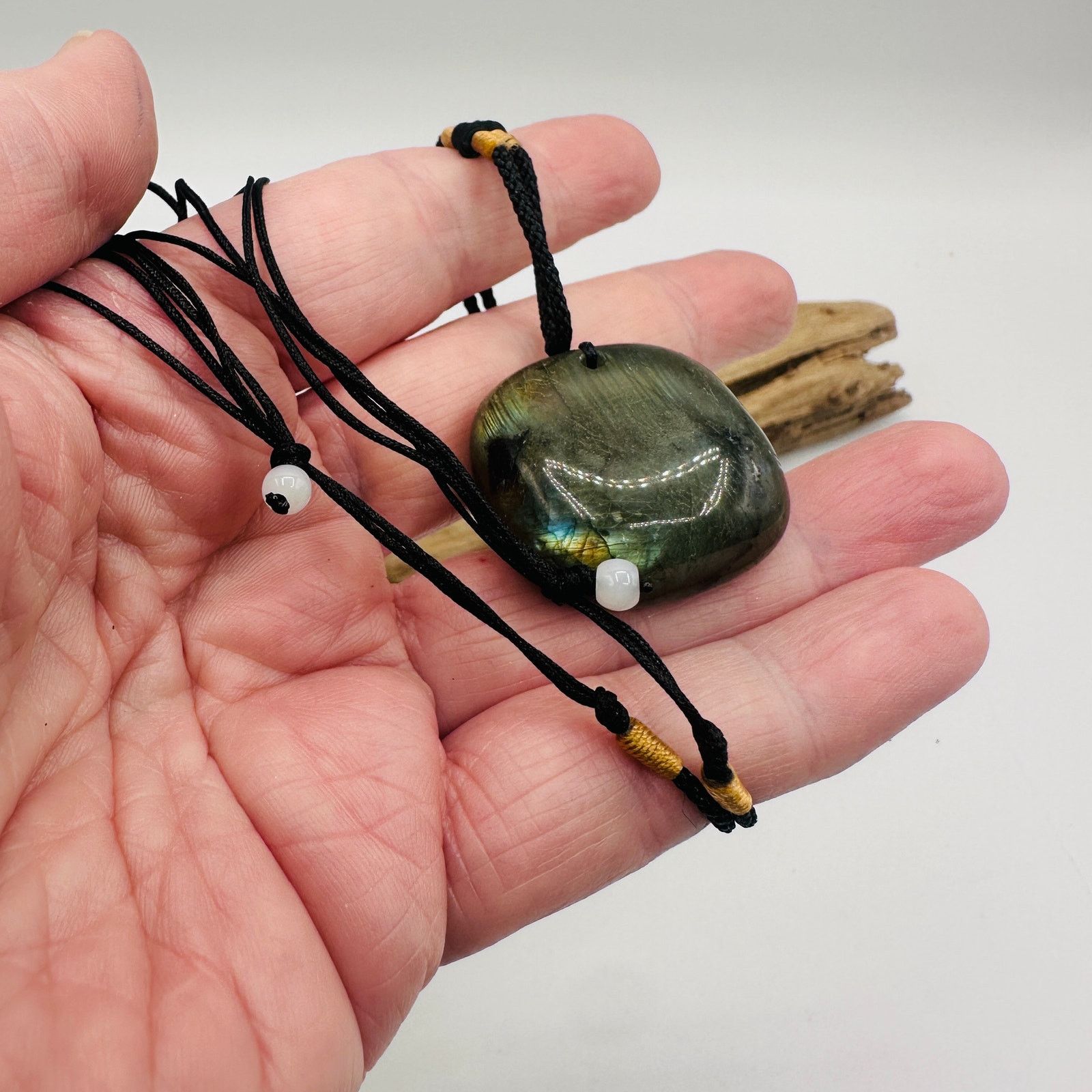 The Unbranded Brand Natural Labradorite Healing Stone Cord Necklace Unisex Size ONE SIZE - 6 Thumbnail