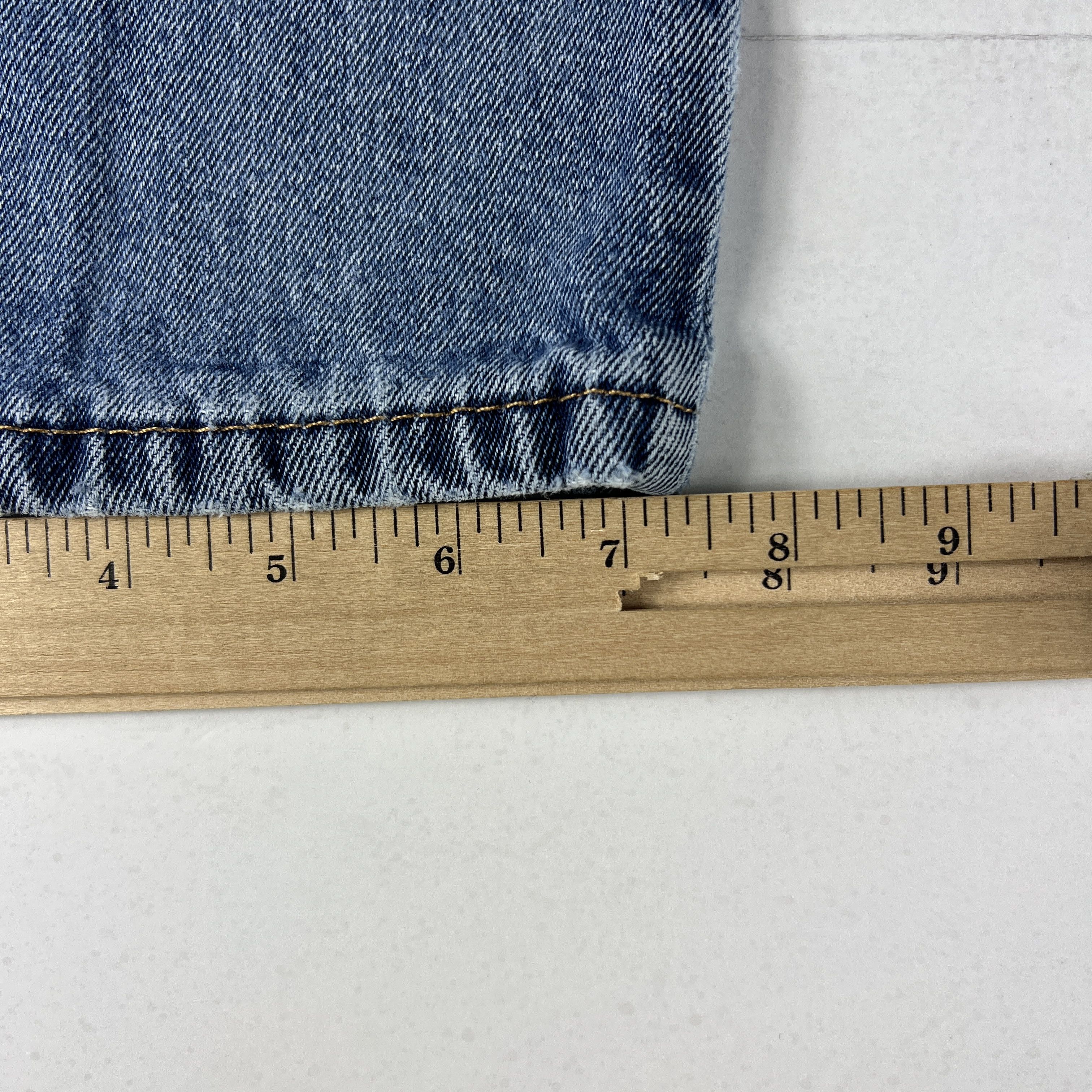 Levi's Levi's Jeans 550 Relaxed Straight Blue Faded Denim Size US 32 / EU 48 - 16 Thumbnail