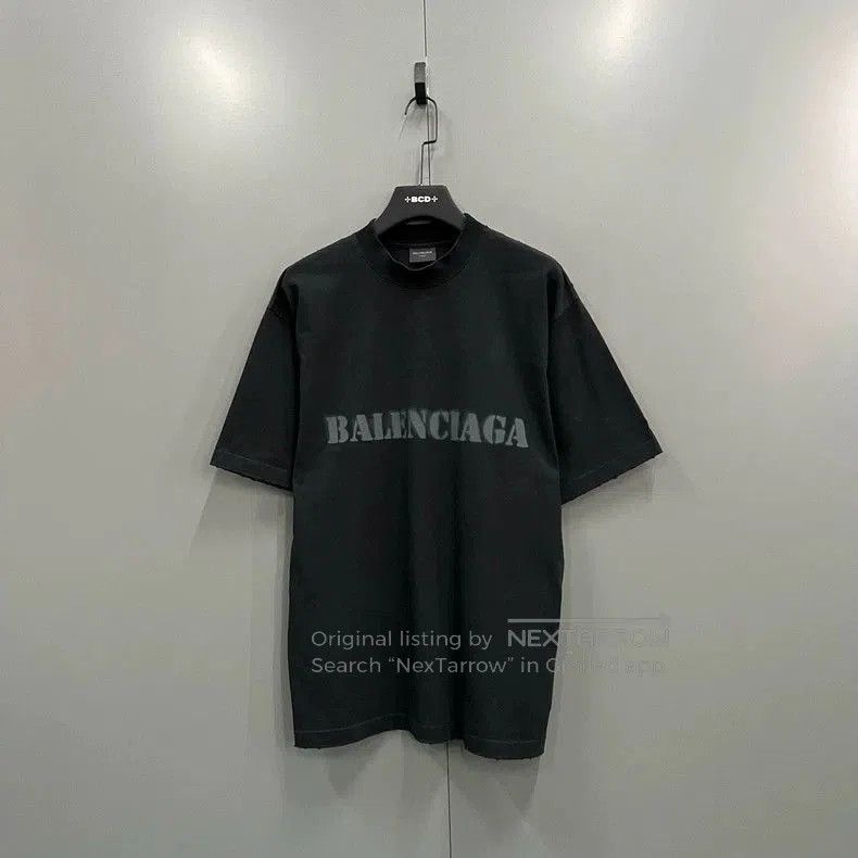 Balenciaga Balenciaga Black Front Logo Short Sleeve. Size US XS / EU 42 / 0 - 1 Thumbnail