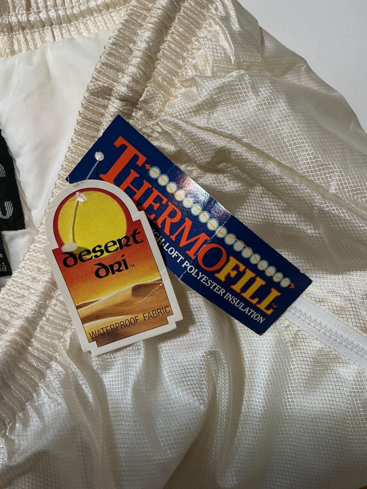 Vintage Vintage NWT Hot Music Thermofill Waterproof Snowboard Pants Size US 34 / EU 50 - 5 Thumbnail