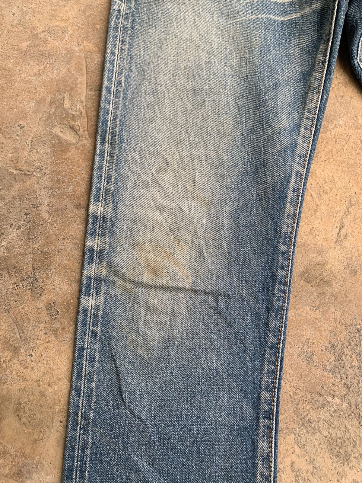 URBAN RESEARCH DOORS Urban Research Redline Selvedge Distressed Denim Size US 30 / EU 46 - 12 Thumbnail