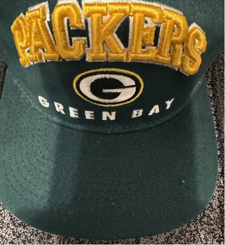 The Unbranded Brand Green Bay Packers NFL Vintage Snapback Hat NEW WITH TAGS Size ONE SIZE - 2 Thumbnail