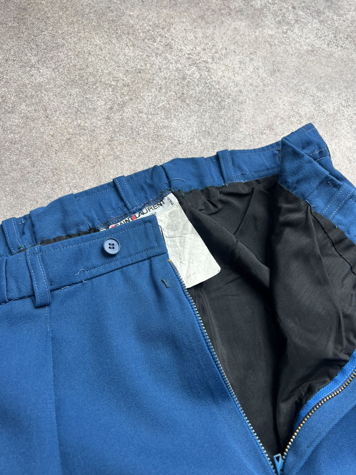Saint Laurent Paris × Vintage × Yves Saint Laurent Saint Laurent Rive Gauche rare vintage pencil skirt Size 30" / US 8 / IT 44 - 12 Thumbnail