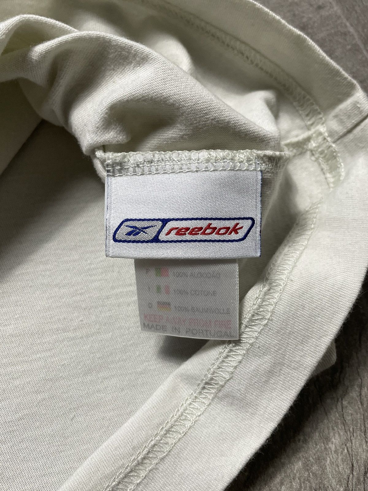 Reebok Vintage Reebok Y2k 90s Style Big Logo Beige Tee Shirt Polo Size US M / EU 48-50 / 2 - 6 Thumbnail