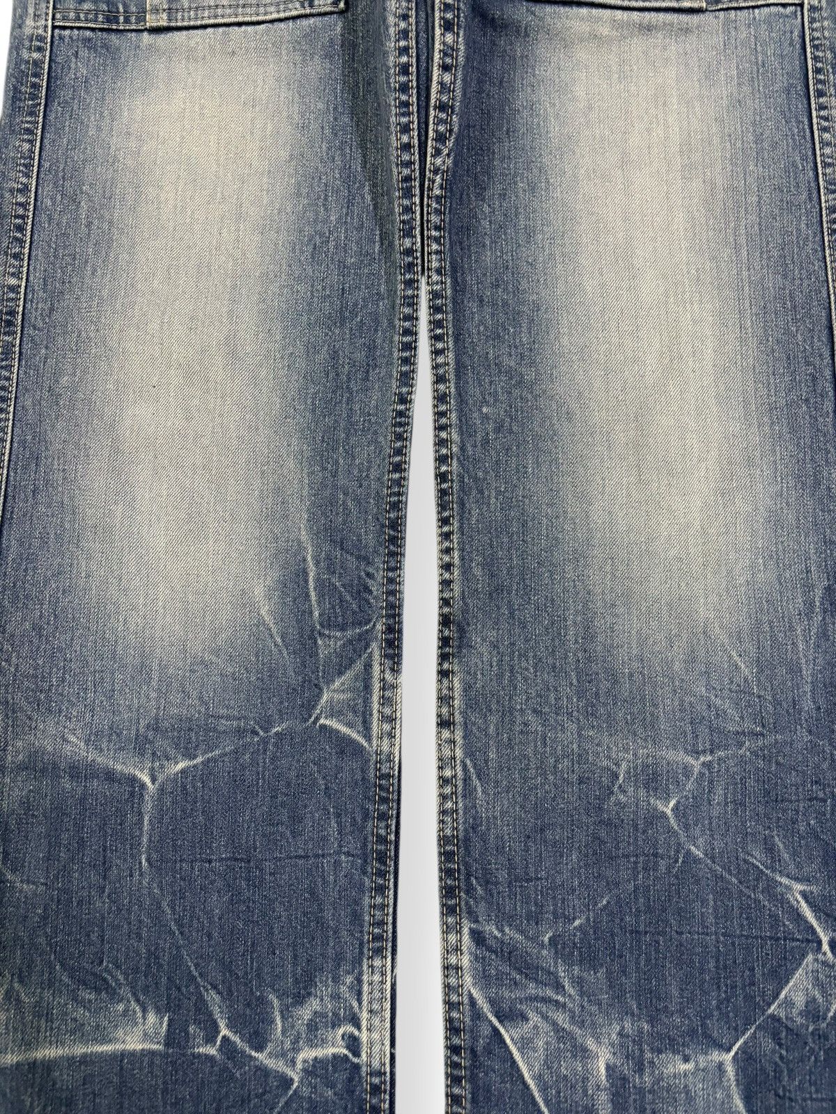 Japanese Brand Vintage 90s Eternal Union Made Cracked Wash Bush Denim Pants Size US 31 - 5 Thumbnail