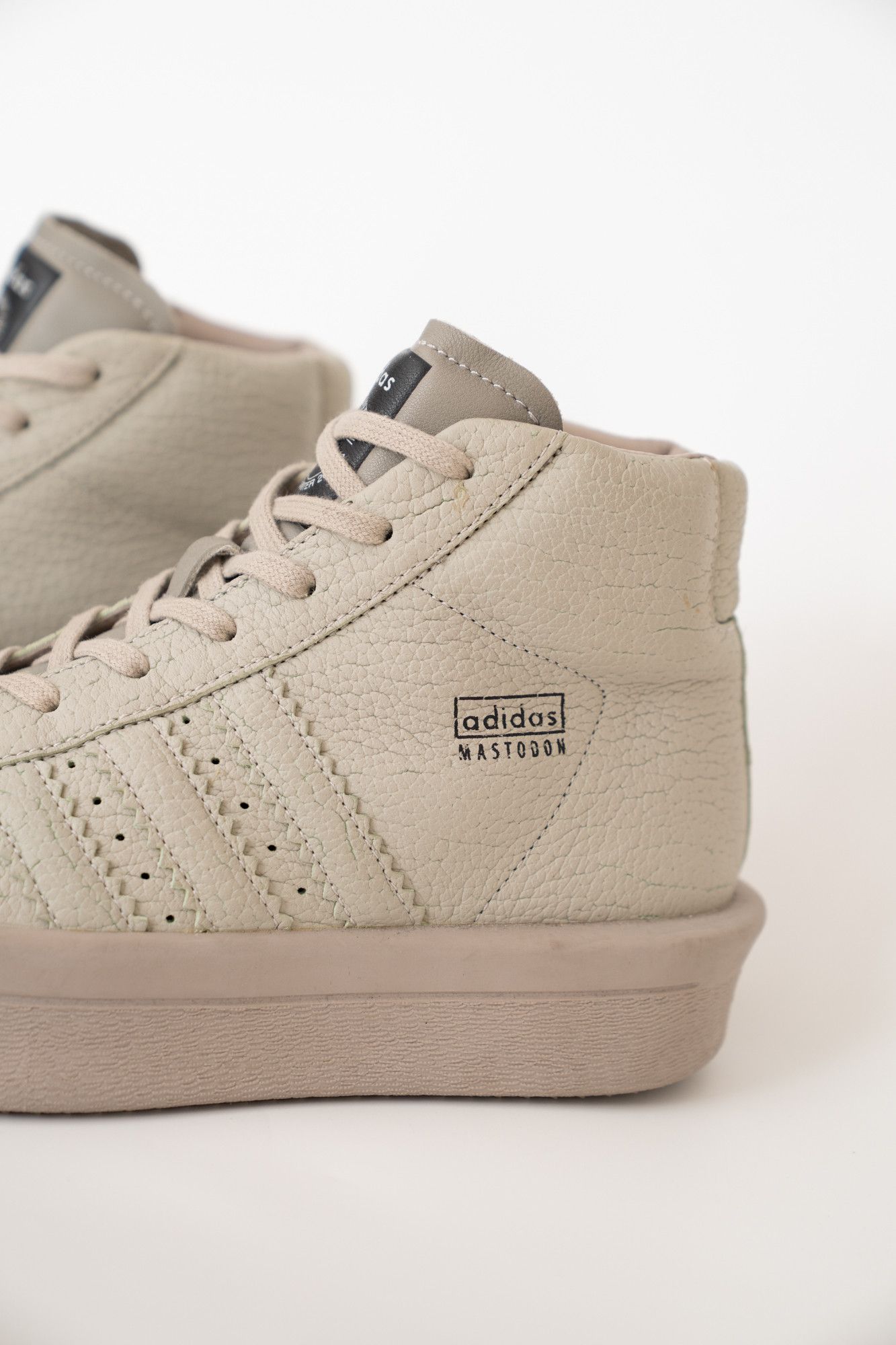 Adidas × Rick Owens Rick Owens x adidas Mastodon Pro Model Pearl US8.5 26.5 Rare Size US 8.5 / EU 41-42 - 5 Thumbnail
