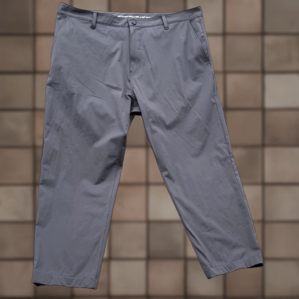 Rhone Rhone Mens 40x25 Blue Commuter Classic Dress Pants Polyester Flat Front Straight Leg Pockets Zip Fly Travel Business Casual Size US 40 / EU 56 - 1 Thumbnail