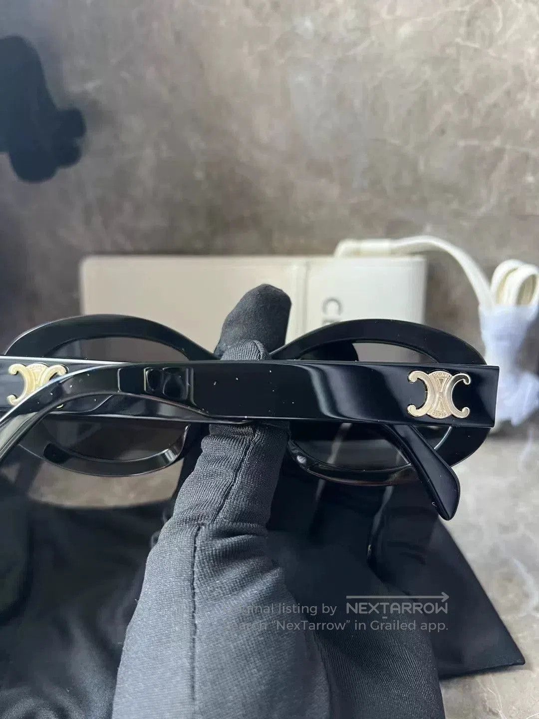 Celine Celine Oval Classic Sunglasses. Size ONE SIZE - 2 Thumbnail