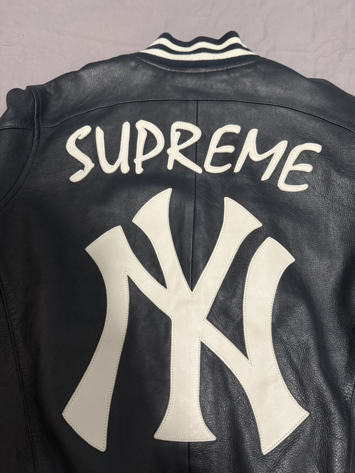 Supreme Supreme yankees mlb leather bomber Jacket Size US M / EU 48-50 / 2 - 6 Thumbnail
