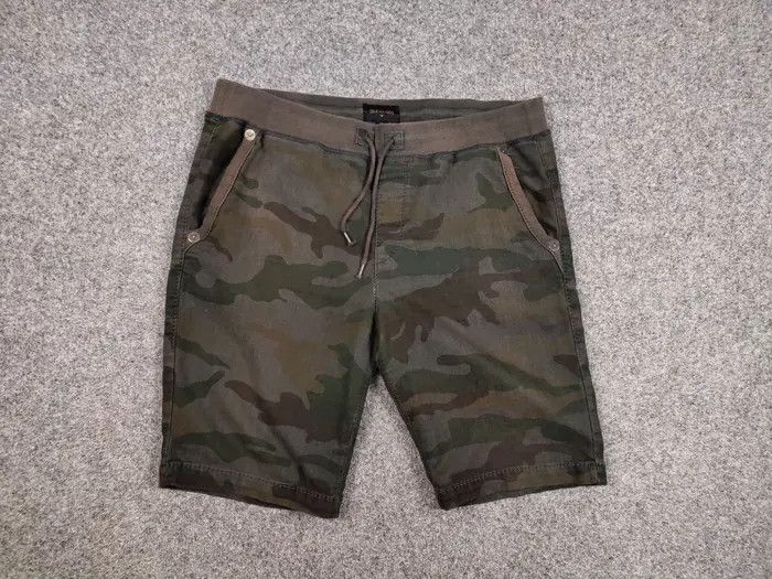 True Religion True Religion Vintage 90's Camo Logo Cotton Casual Shorts Size US 34 / EU 50 - 4 Thumbnail