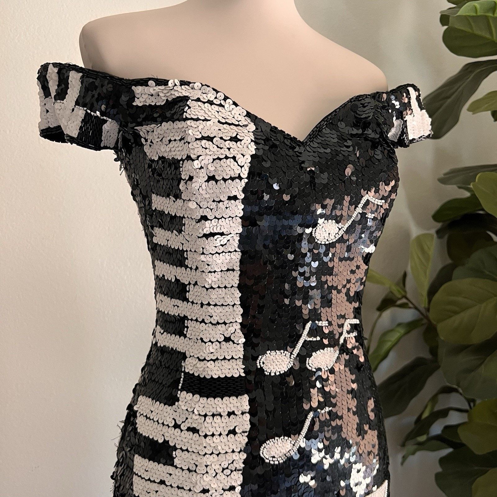 Other Vintage Nadine (S) Beaded Piano Music Sequin Cocktail Dress Size S / US 4 / IT 40 - 2 Thumbnail