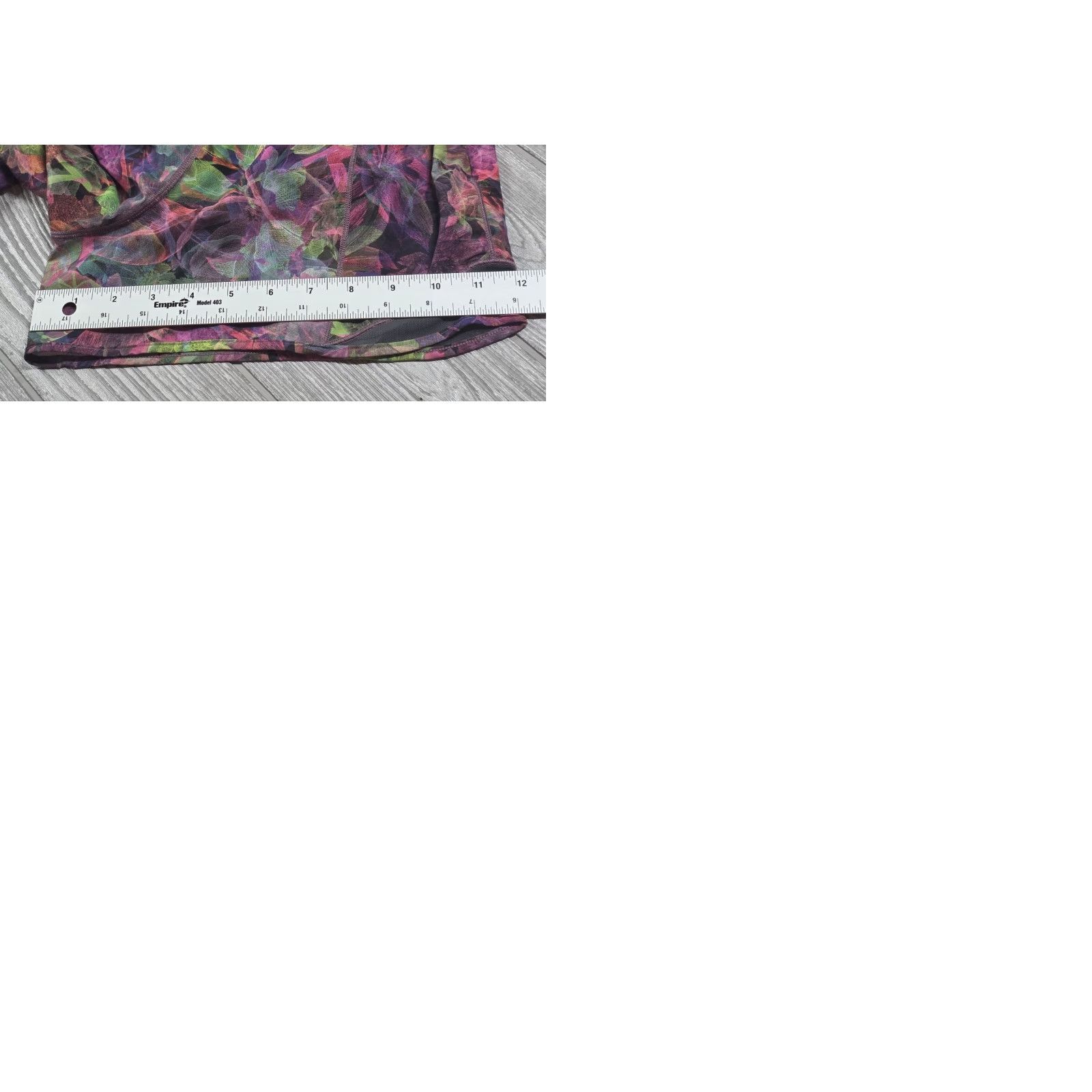 Lululemon Lululemon Hotty Hot Vivid Floral Shorts Size 4 Multicolor 3” Inseam High Rise Women's Athletic Running & Jogging Short Size 27" / US 4 / IT 40 - 9 Thumbnail