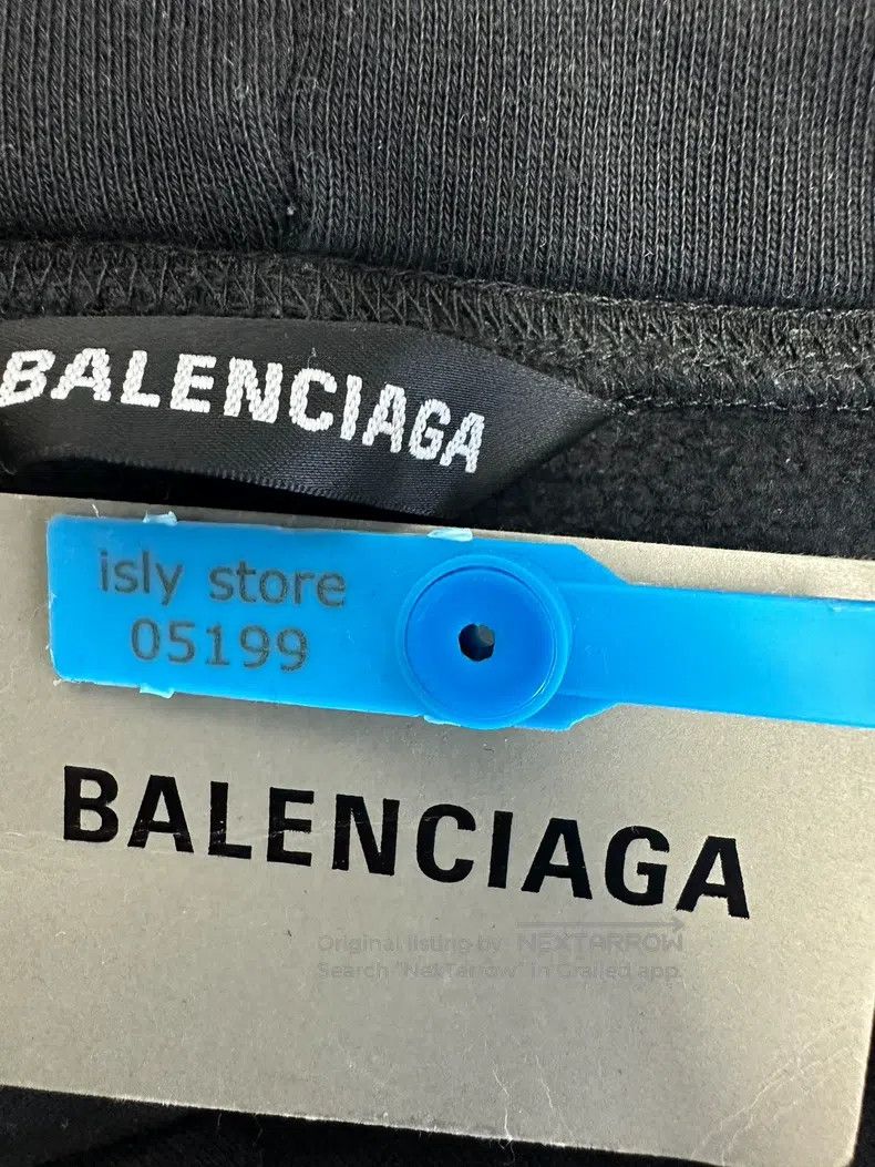 Balenciaga Balenciaga Signature Destroyed Hoodie Sweatshirt Size US L / EU 52-54 / 3 - 4 Thumbnail