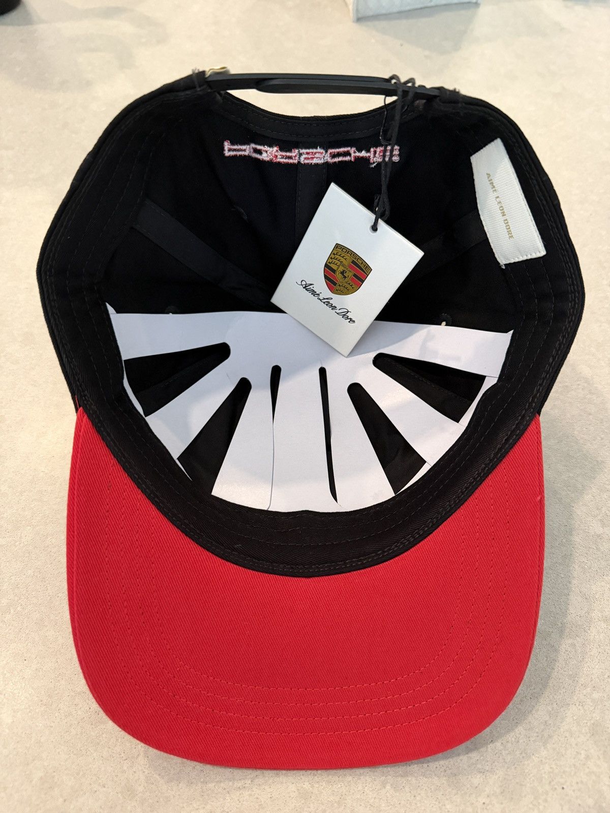 Aime Leon Dore × Porsche Design ALD x Porsche Hat Red/Black Size ONE SIZE - 3 Thumbnail