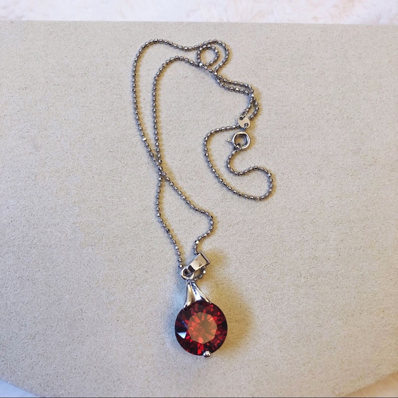 Other Silver Red Crystal Necklace Size ONE SIZE - 3 Thumbnail