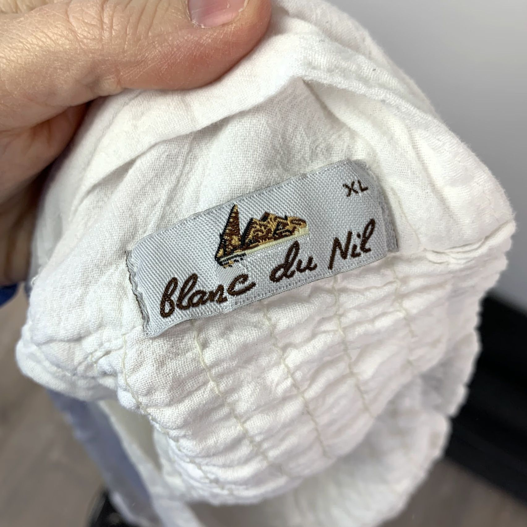 Vintage VINTAGE Blanc du Nil White Cotton Shirred Smocked Elastic Waist High-Low Skirt Women's XL Size 40" / US 18 - 8 Thumbnail