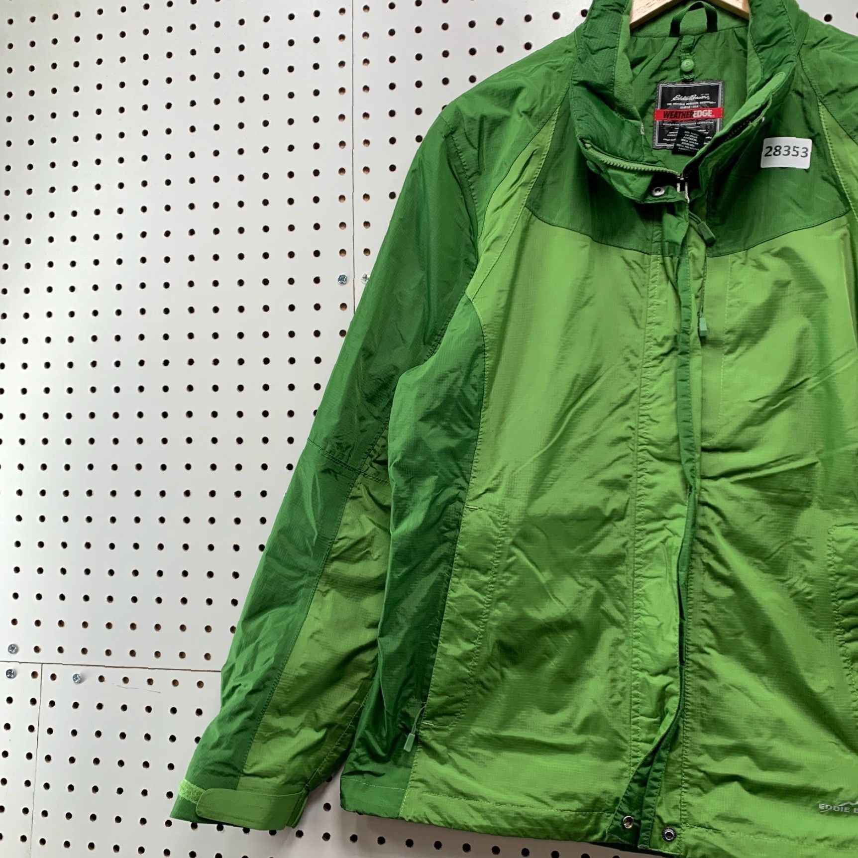 Eddie Bauer Eddie Bauer Weather Edge Windbreaker Jacket Women L Green 100% Nylon Windbreaker Weather Edge Eddie Bauer Women L Green Jacket Size L / US 10 / IT 46 - 3 Thumbnail