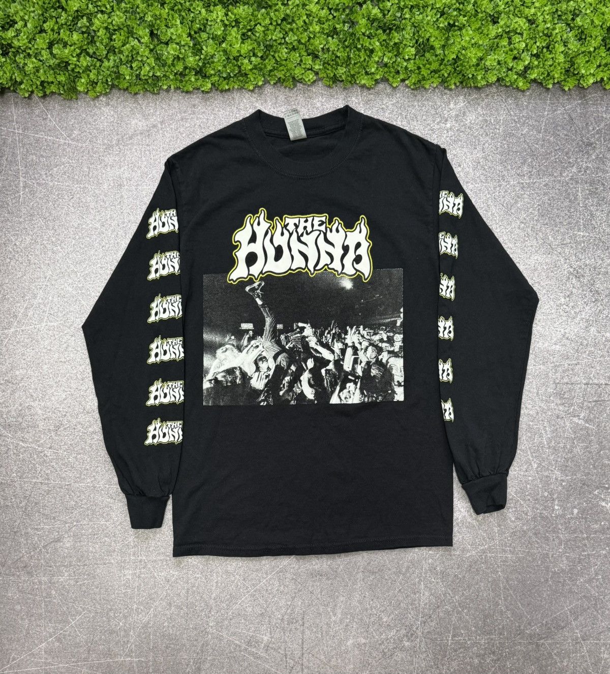 Band Tees The Hunna 2023 Europe tour Long Sleeve band shirt Size US S / EU 44-46 / 1 - 1 Thumbnail