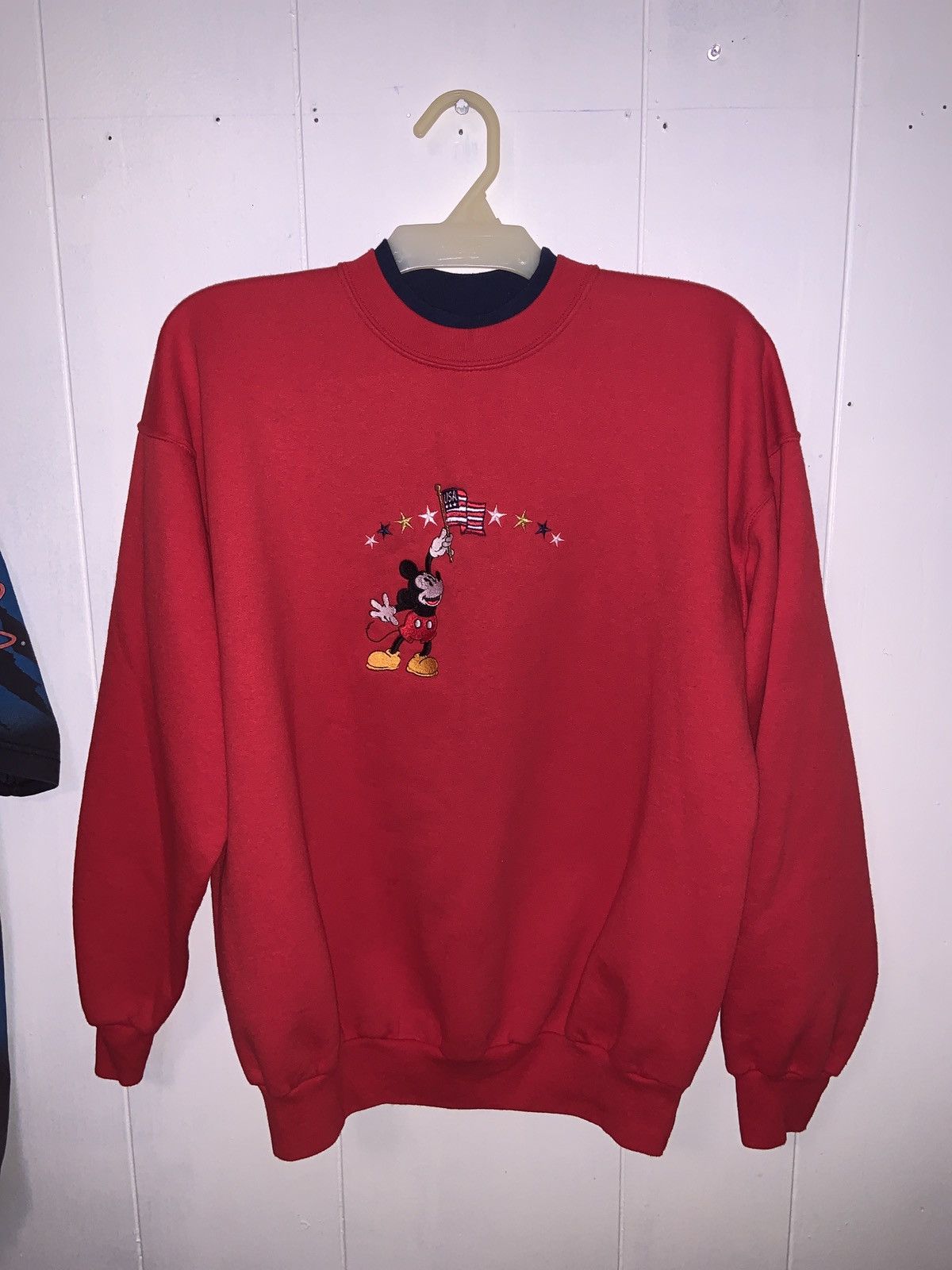 Mickey Mouse Vintage - Unisex - Mickey Mouse Sweater - Size L - Red Size US L / EU 52-54 / 3 - 5 Thumbnail