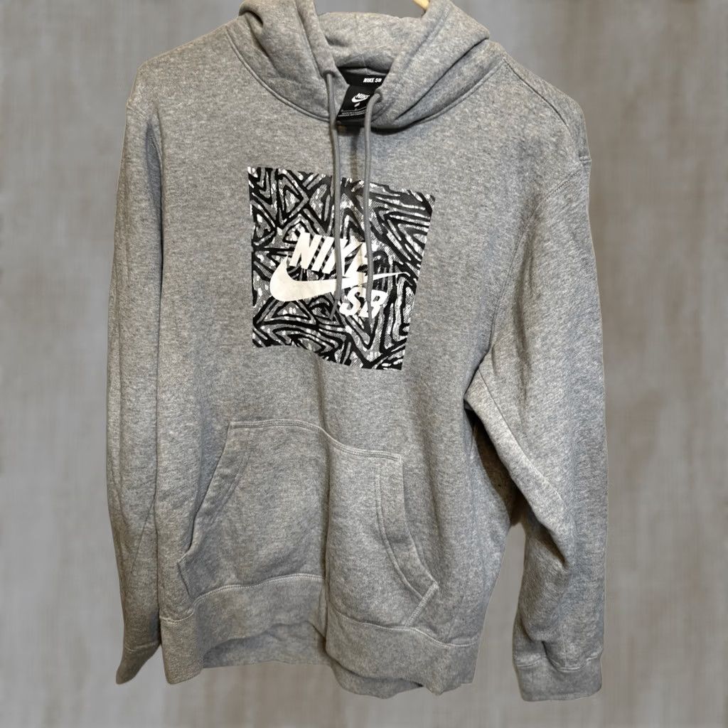 Nike Nike SB Men's Logo Graphic Long Sleeve Pullover Hoodie Gray Small Size US S / EU 44-46 / 1 - 1 Thumbnail
