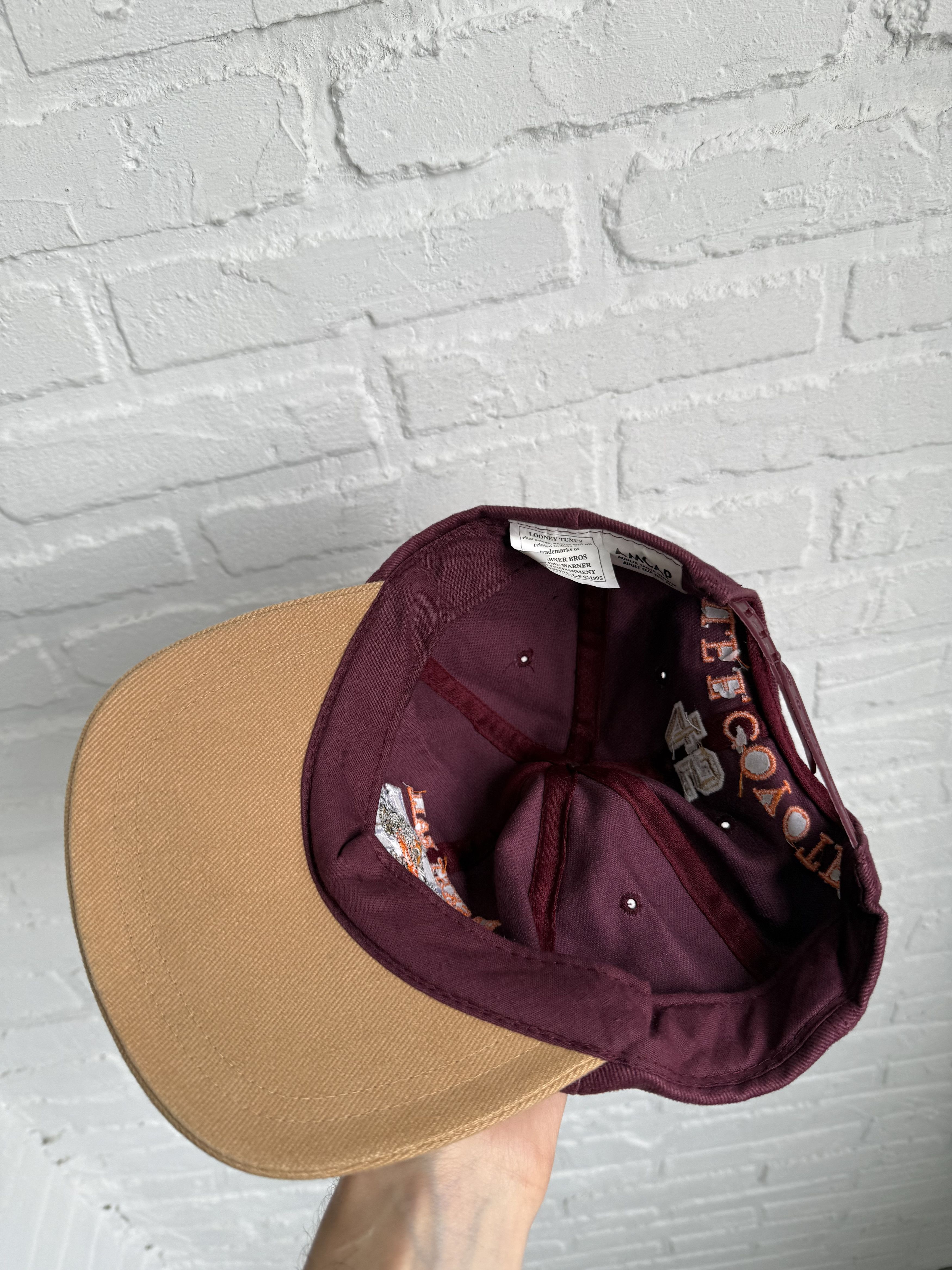 Cartoon Network × NBA × Vintage Vintage 1995 Looney Tunes Wile e coyote basketball cap Size ONE SIZE - 4 Thumbnail