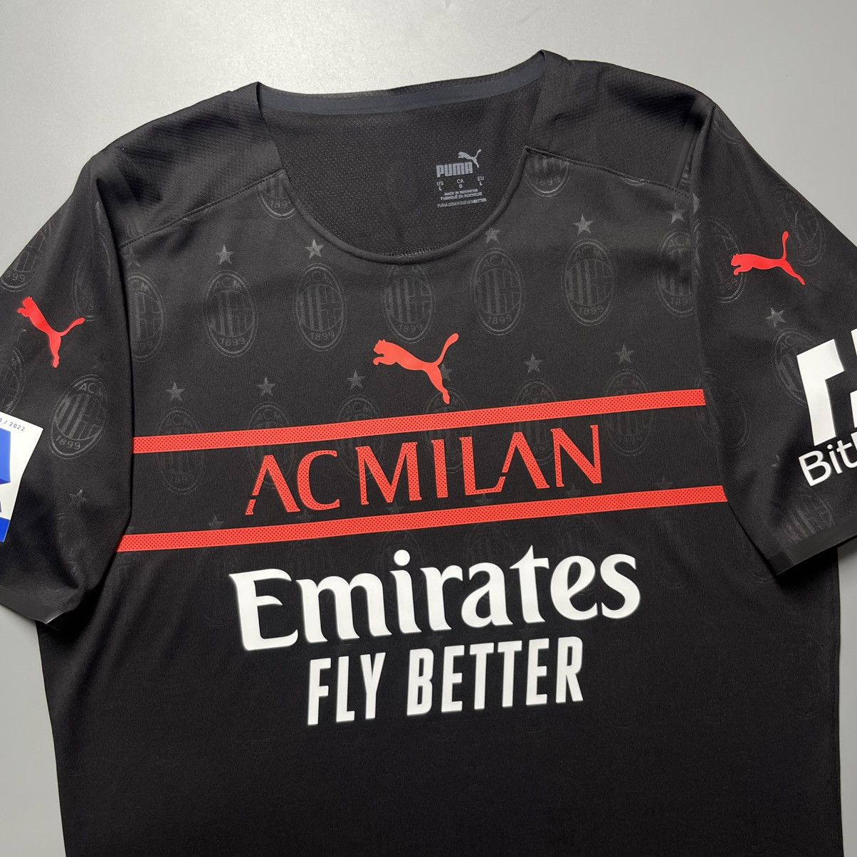 Puma AC MILAN PUMA 2021/2022 SOCCER THIRD JERSEY #11 IBRAHIMOVIC Size US L / EU 52-54 / 3 - 4 Thumbnail
