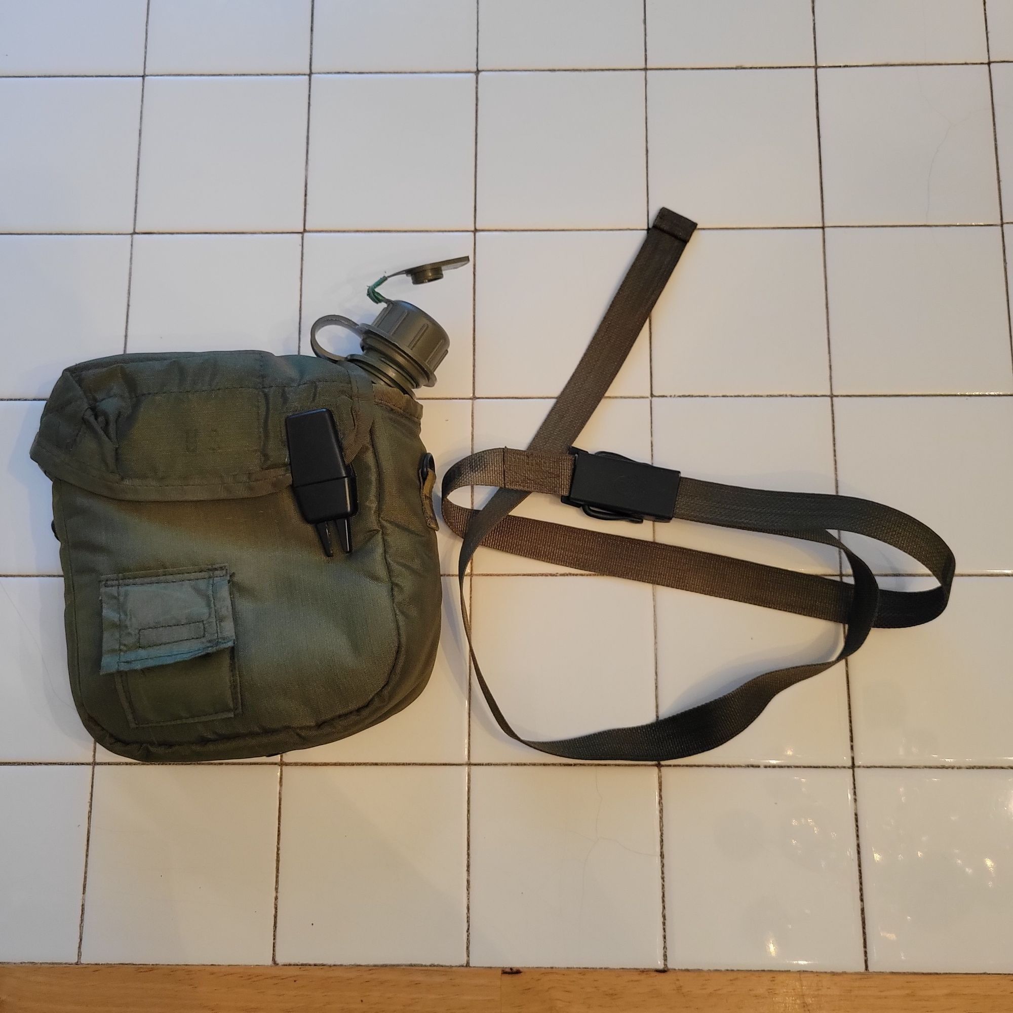 Other US Military Sonetronics 1991 Canteen Carrier Belt Camping Ba Size ONE SIZE - 2 Thumbnail