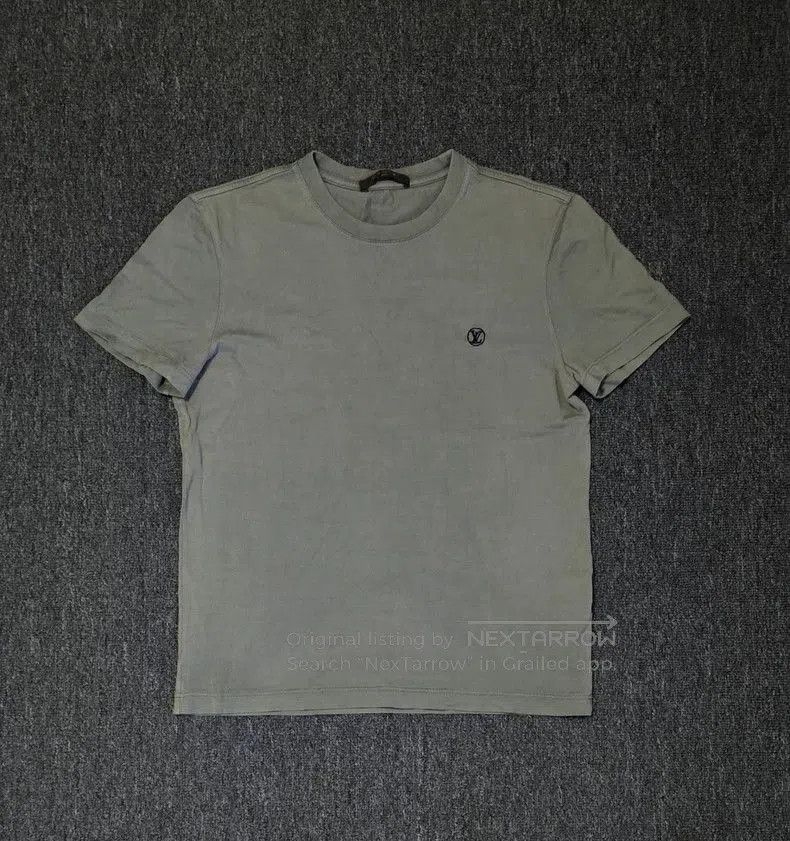 Louis Vuitton Louis Vuitton Short Sleeve T. Size US XS / EU 42 / 0 - 1 Thumbnail