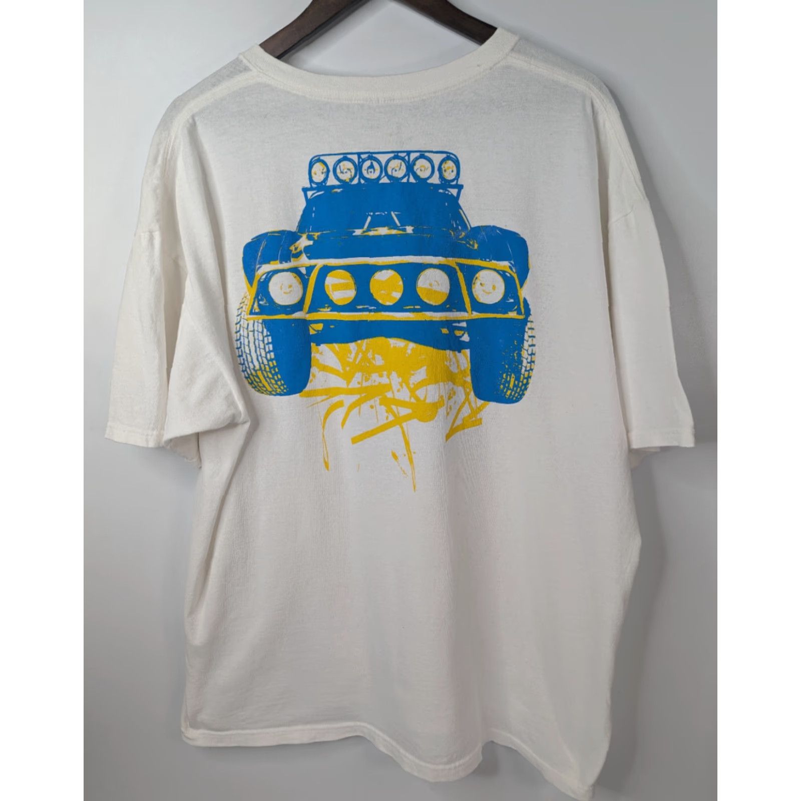 Port & Company VINTAGE Race Desert T-Shirt Men's 2XL White Motocross Dirt Off Roading ATV Size US XXL / EU 58 / 5 - 2 Thumbnail