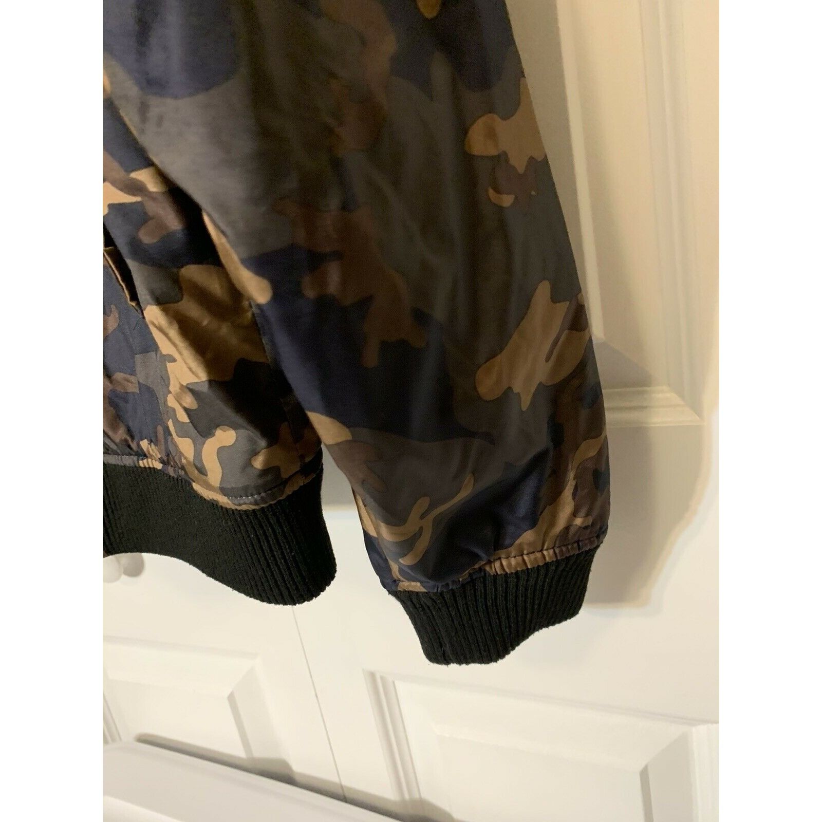 Other Superman Bomber Jacket Teen Sz S Camo Brown LOGO Size US S / EU 44-46 / 1 - 5 Thumbnail
