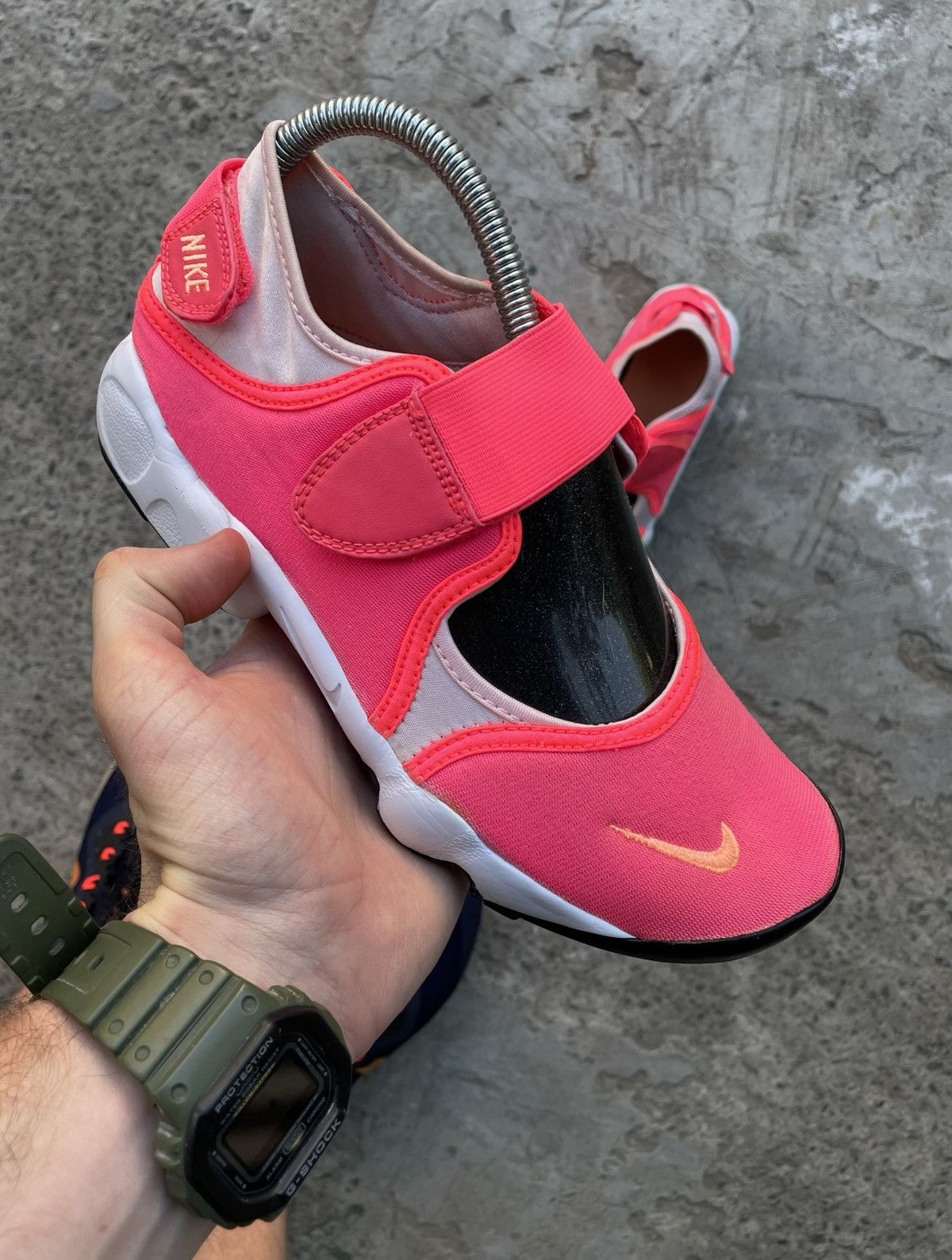 Nike ninja rose best sale