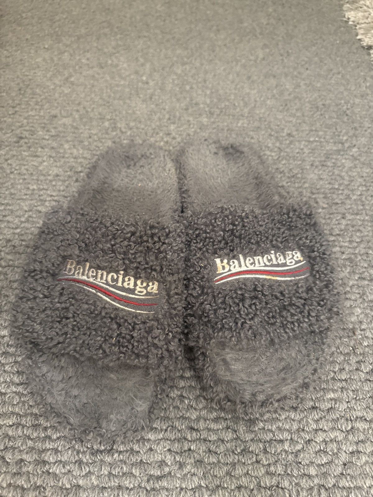 Balenciaga Balenciaga grey faux fur slides Size US 11.5 / EU 44-45 - 1 Thumbnail
