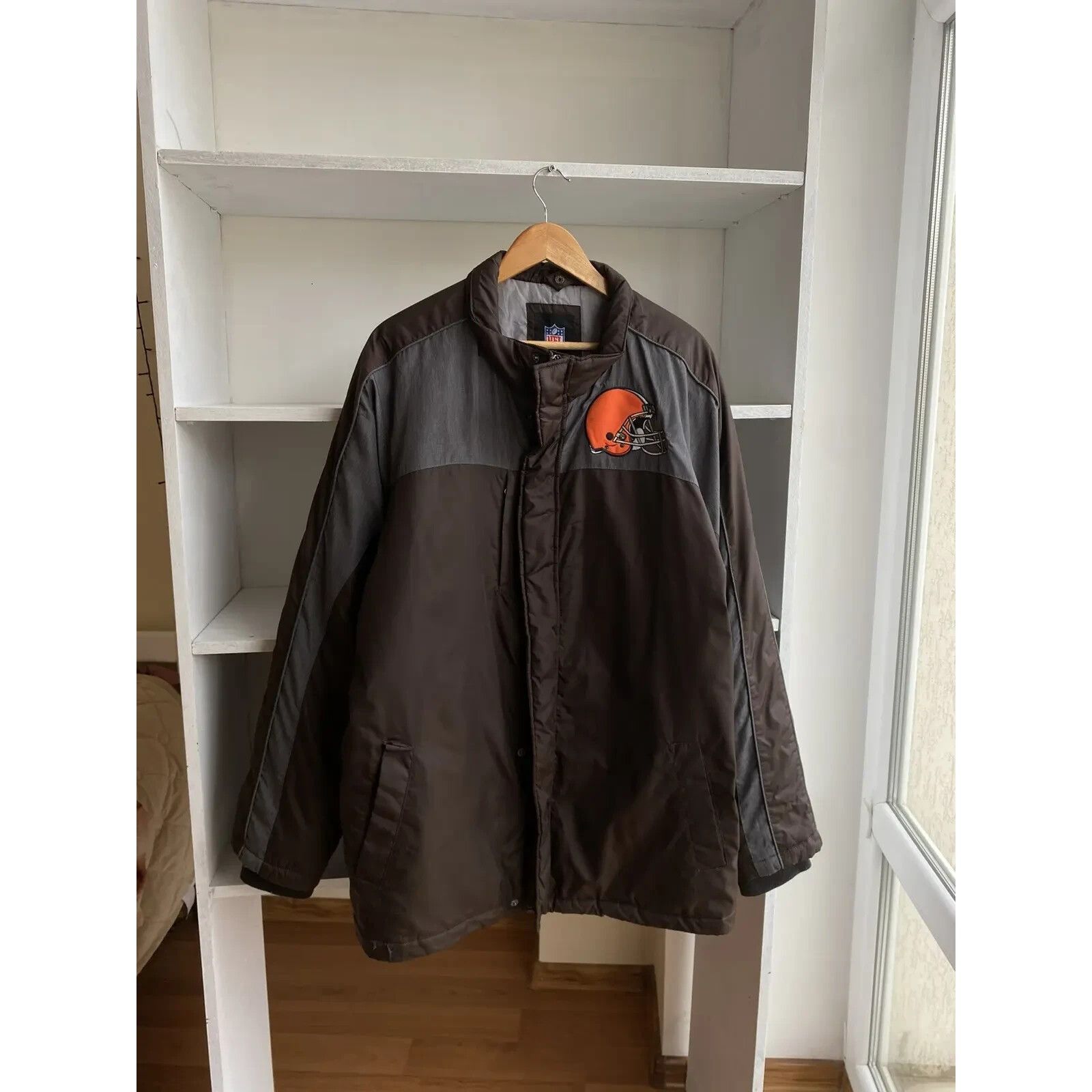 NFL Vintage Cleveland Browns NFL Parka Long Puffer Jacket Size US XL / EU 56 / 4 - 2 Thumbnail