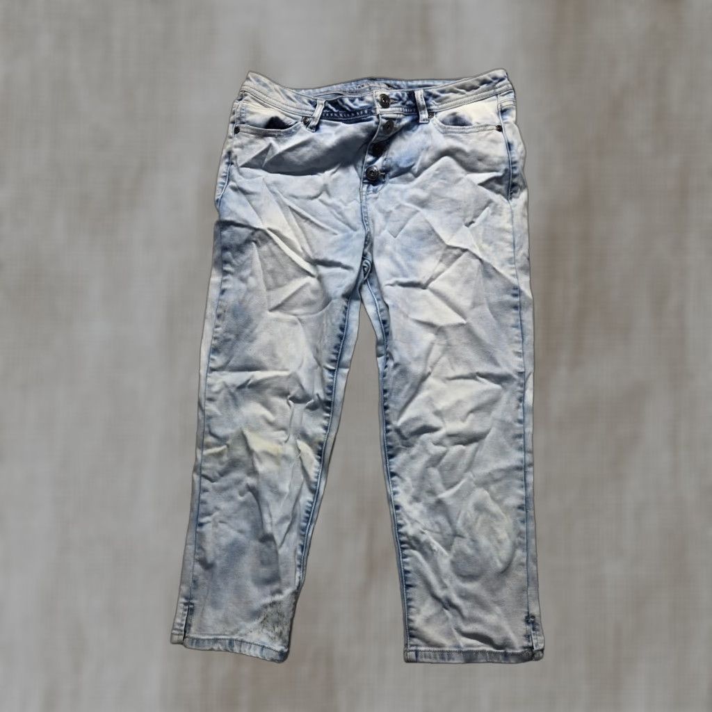 Vintage VINTAGE Maurices Jeans Cropped Light Wash Denim Pants Women's Size 11 Pockets Size 32" / US 10 / IT 46 - 1 Thumbnail