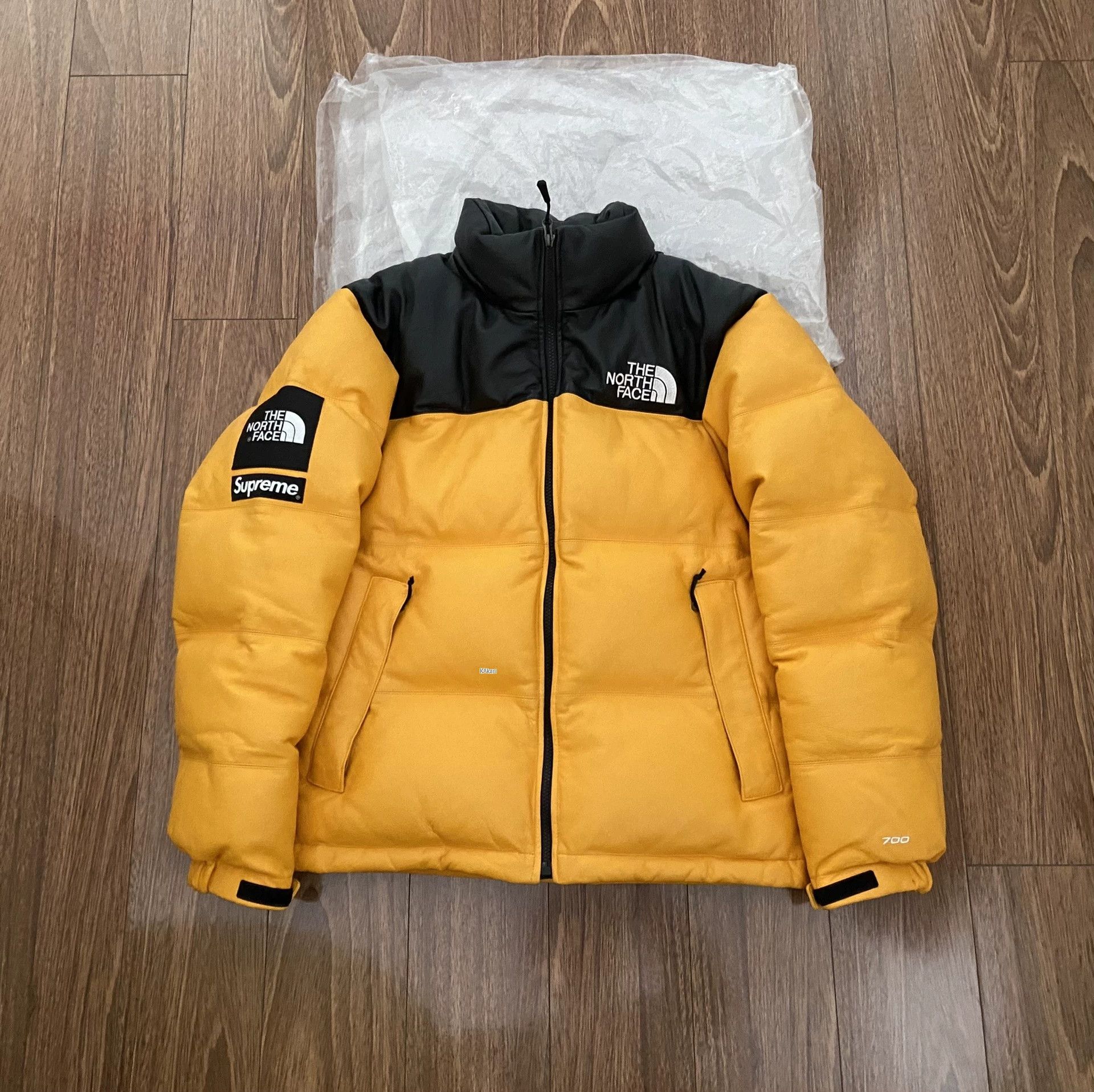 Supreme Supreme The North Face 17FW Leather Nuptse Jacket Size US S / EU 44-46 / 1 - 1 Thumbnail