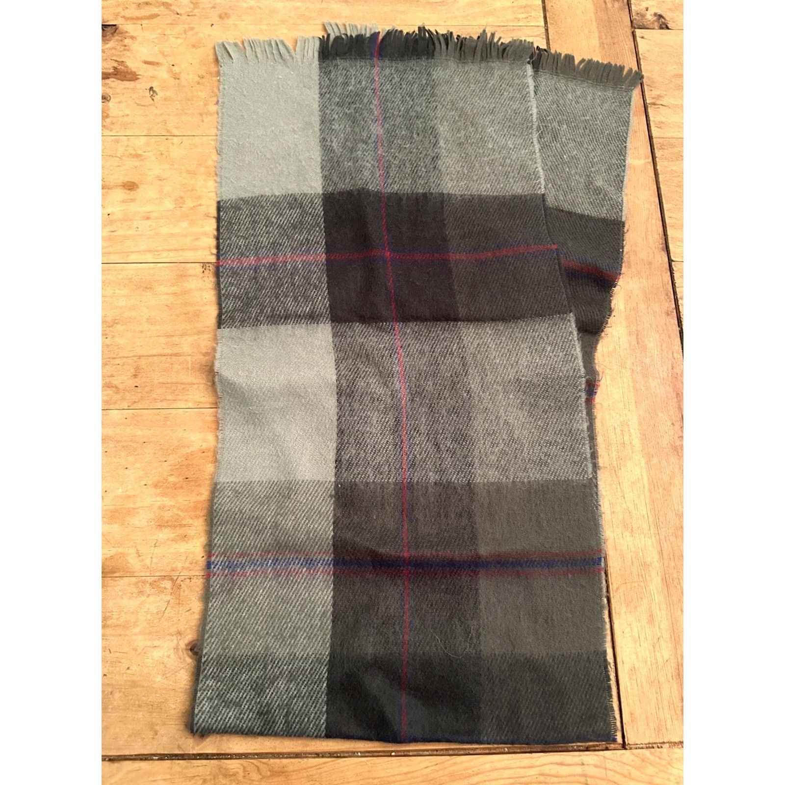 Vintage VINTAGE Celvin Scarf Gray Unisex Adults 12”x52” Acrylic Flannel Cashmere Feel Size ONE SIZE - 3 Thumbnail