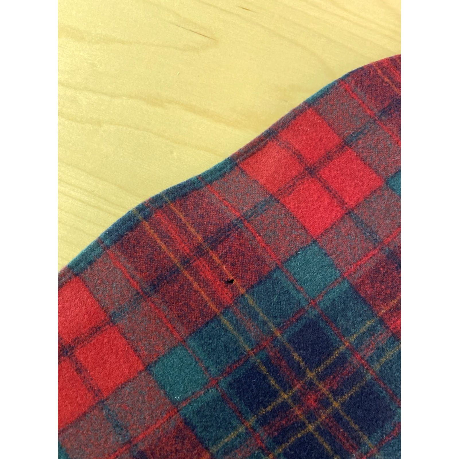 Pendleton VINTAGE Pendleton Wool Flannel Button-Up Shirt Leather Elbow Patches Mens L Red Size US L / EU 52-54 / 3 - 8 Thumbnail