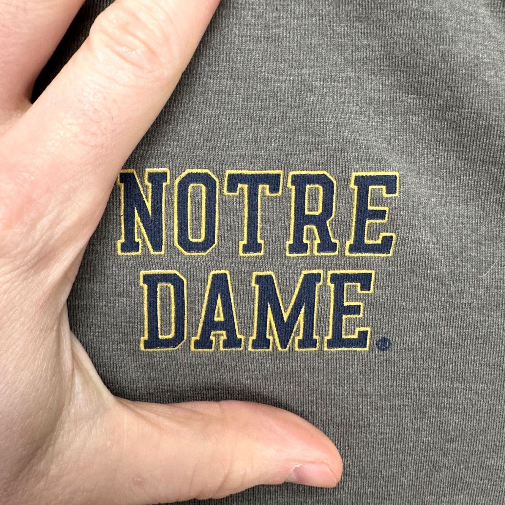 Under Armour VINTAGE Notre Dame Fighting Irish Pullover Shirt Men Large Gray Quarter Zip Under Armour Size US L / EU 52-54 / 3 - 6 Thumbnail