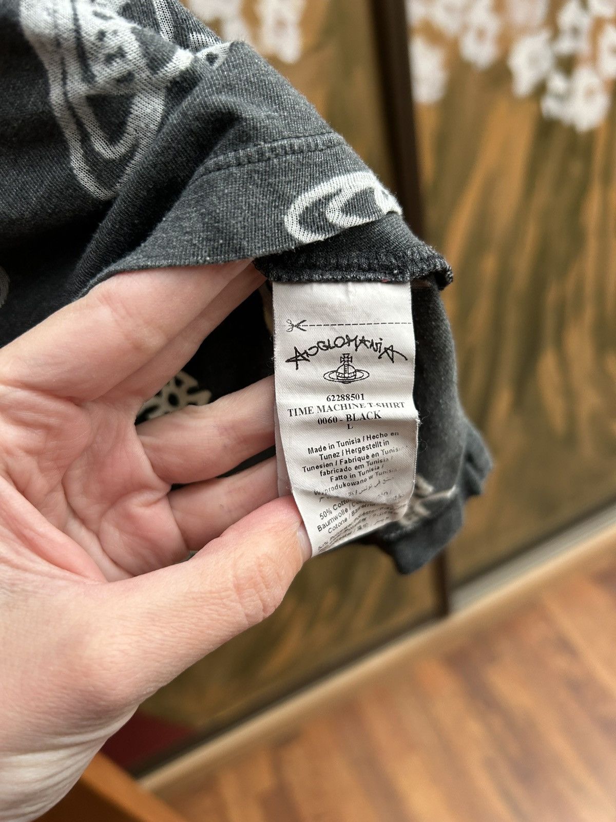 Vivienne Westwood Vivienne Westwood Anglomania Time Machine Tee Orb Logo AOP Size US L / EU 52-54 / 3 - 8 Thumbnail