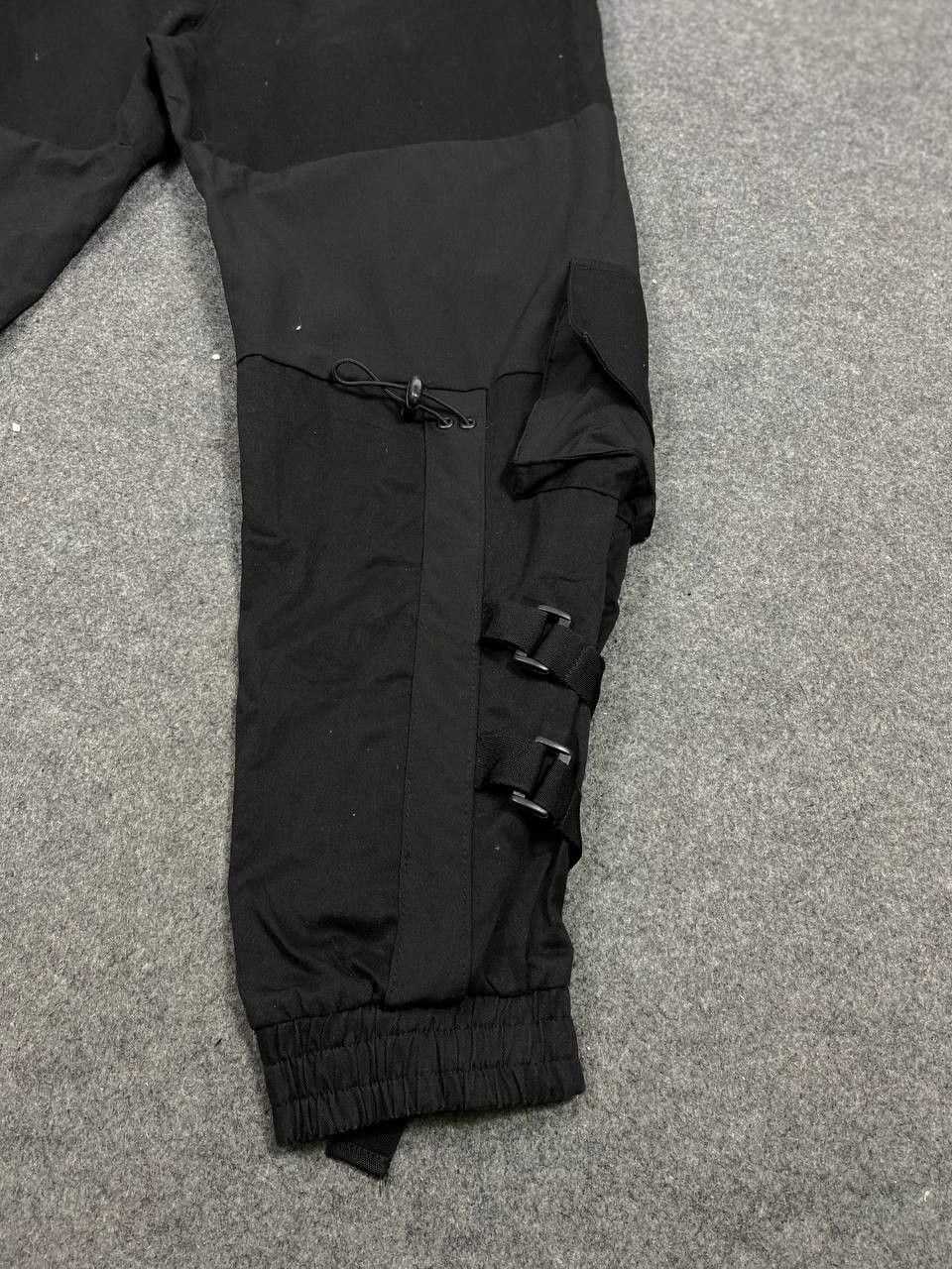 Bershka bershka japanese brand bondage style cargo pants Size US 34 / EU 50 - 5 Thumbnail