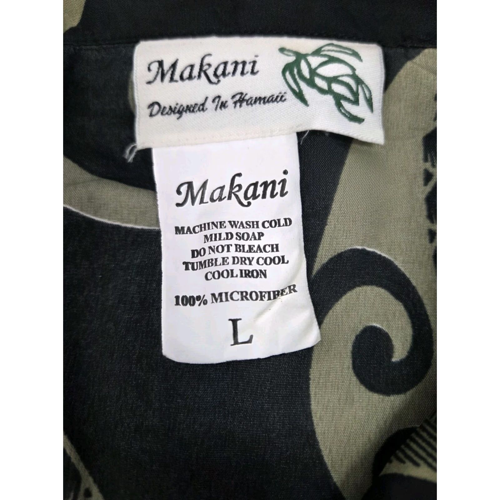 Vintage Makani Mens Hawaiian Short Sleeve Shirt Black/Green Tribal Print L Button-Up Casual, Travel, Party/Cocktail Mens, Regular Fit Size US L / EU 52-54 / 3 - 6 Thumbnail